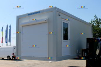 cat costa o casa din containere