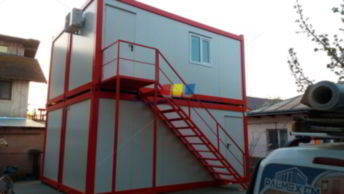 vand panouri sandwich